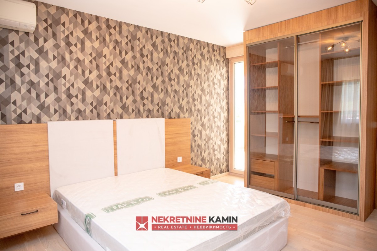 55 m² One-Bedroom Apartment in a Building with a Pool, Bečići